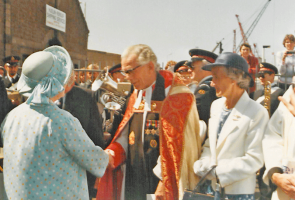 QueenMotherVisit1984-6a.png