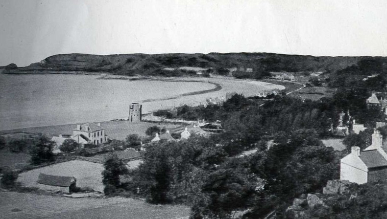 File:Del15StBrelade'sBay.jpg