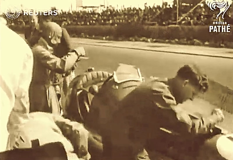 File:F21Pathe1948RoadRace15.jpg