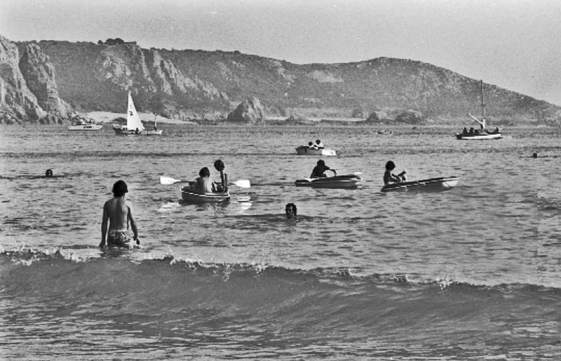 File:J17StBrelade'sBay1976d.jpg
