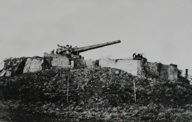File:J23OccupationNoirmontGun1945.jpg
