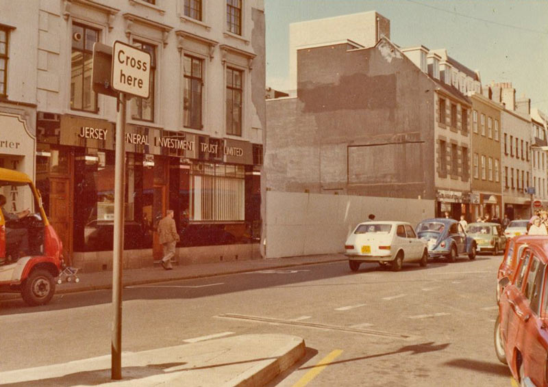 File:F19No25BroadStreet1978.jpg