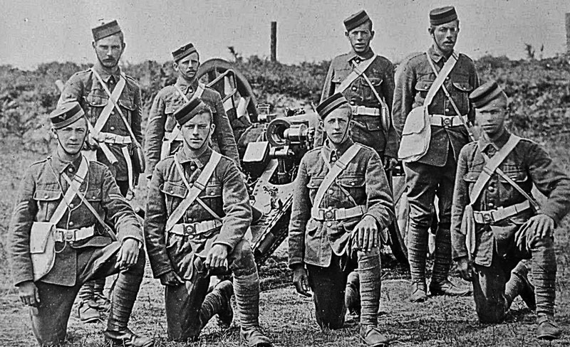 A militia artillery unit