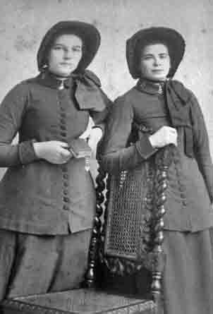 File:SalvationArmyLadiesOuless.jpg