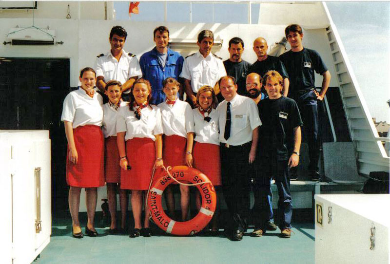 File:F21Solidor4Crew1.jpg