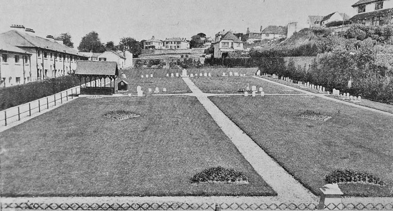 File:E17AnimalCemetery1930s.jpg