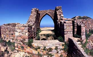 File:Grosnez Castle.jpg