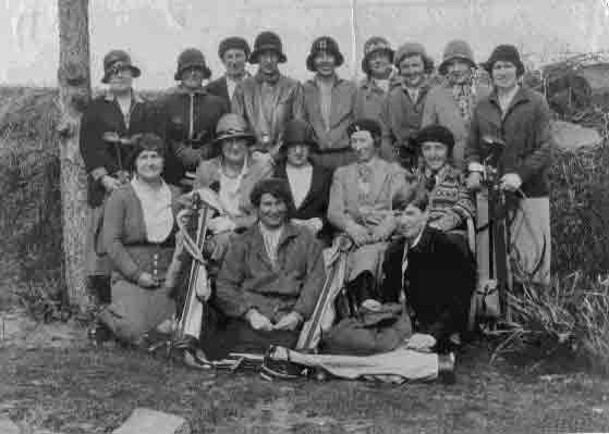 File:RoyalJerseyLadiesSection1935.jpg