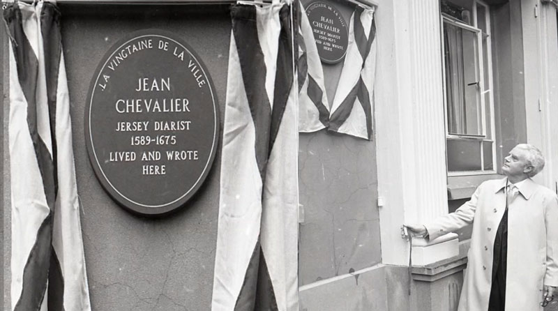 File:H23ChevalierPlaque1977.jpg