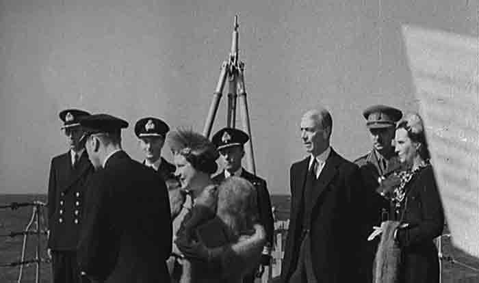File:Pathe1945RoyalVisit.jpg