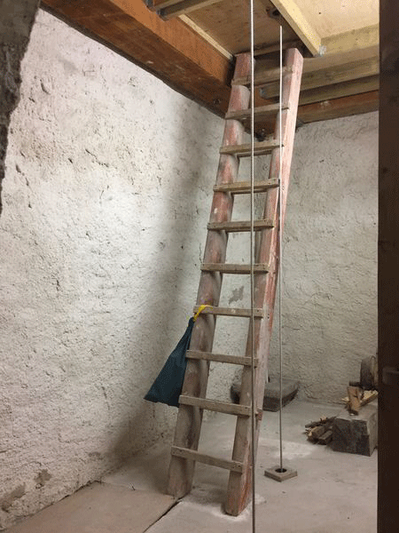 File:F24StJohn'sChurchBellchamberLadder.png