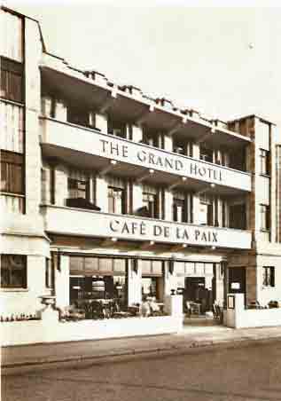 File:GrandCafedelaPaix.jpg