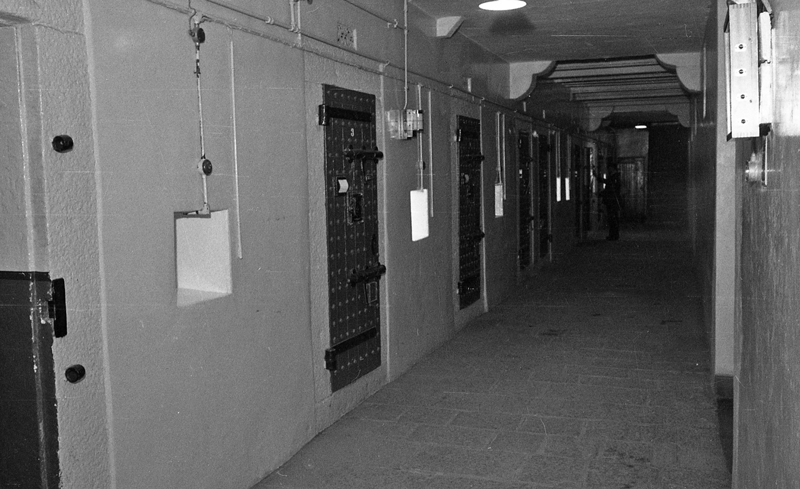 File:J24Prison1964h.png