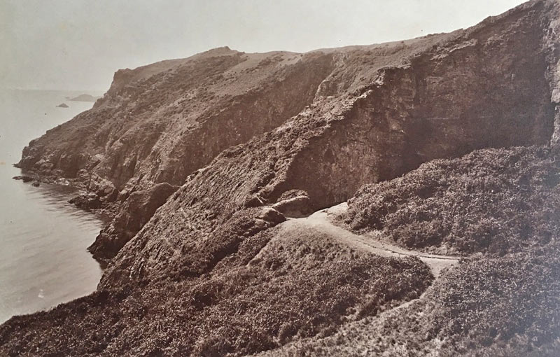 File:D18Sark1899CliffPath.jpg