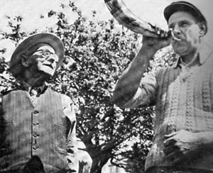 File:Midsummer horn.jpg