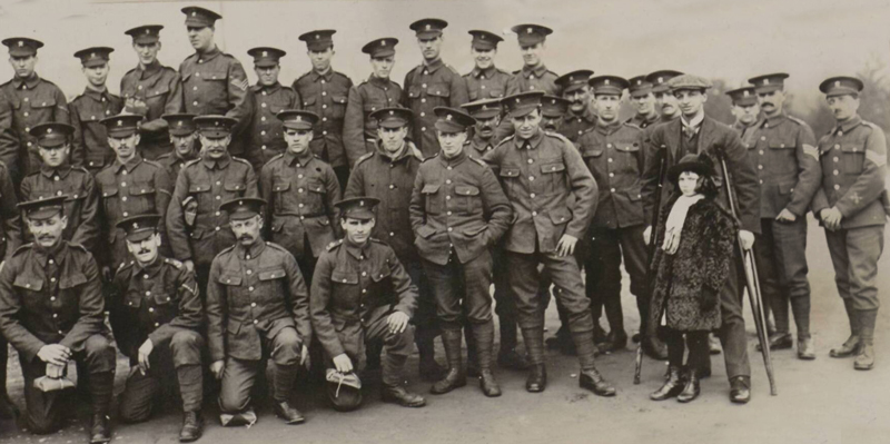File:SJ23GreatWarAlbum3RecruitmentGroup.jpg