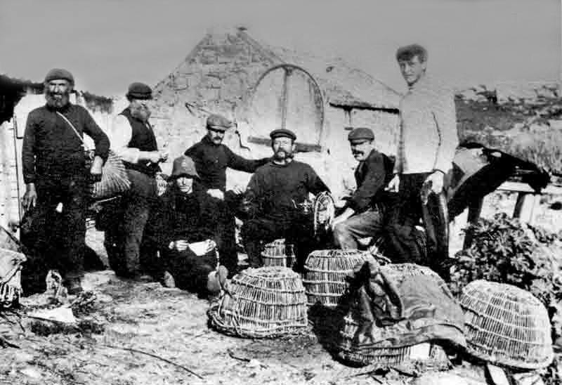 File:USA15EcrehousFishermen.jpg