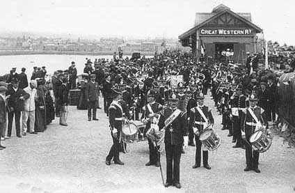 File:1st regt east surreys band 1907.jpg