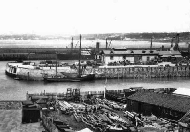 File:Lib18HarbourShipyard.jpg
