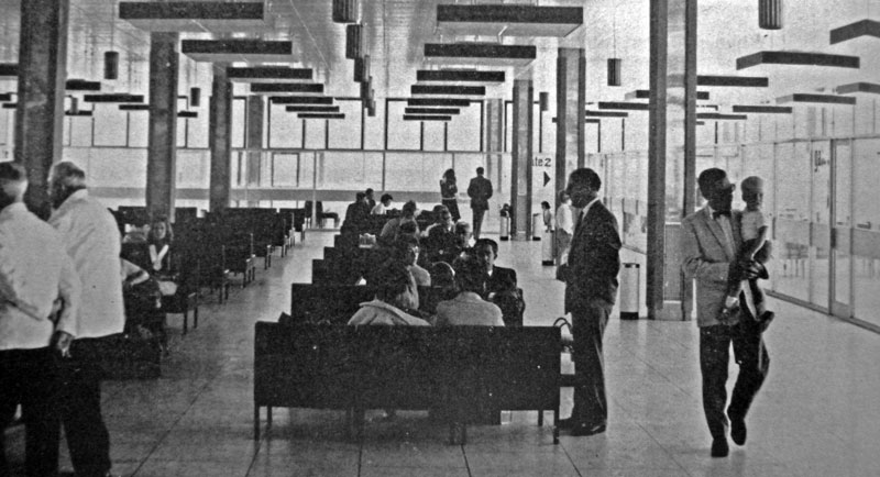 File:JC16AirportDepartures1965.jpg