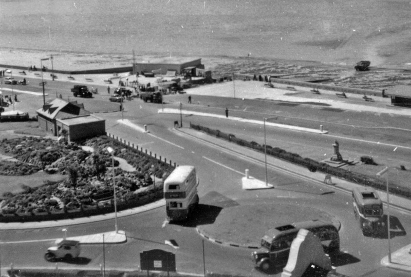 File:H24WestParkRoundabout1955c.png