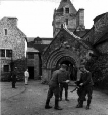 Luftwaffe personnel in the grounds of St Ouen's Manor