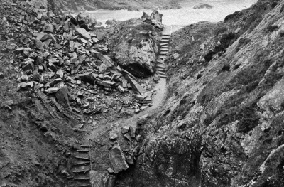 Devil's Hole photographed by Baudoux