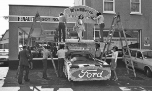Battle of Flowers Float