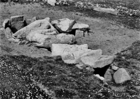Grantez Dolmen, photographed by Emile Guiton