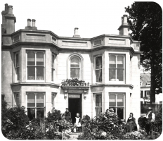 Bay View House, La Mielle