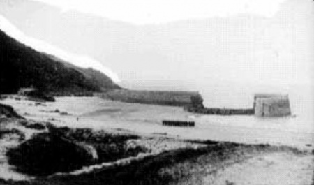 Another picture by Baudoux showing the damage done to the pier in 1884