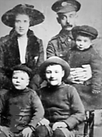 Walter Guille and Annie May Hopkins, nee Lambden, with their children