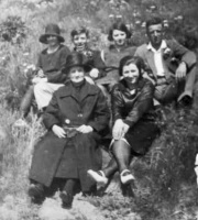 De La Haye family group