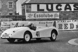 Frank Le Gallais rounding Bel Royal corner