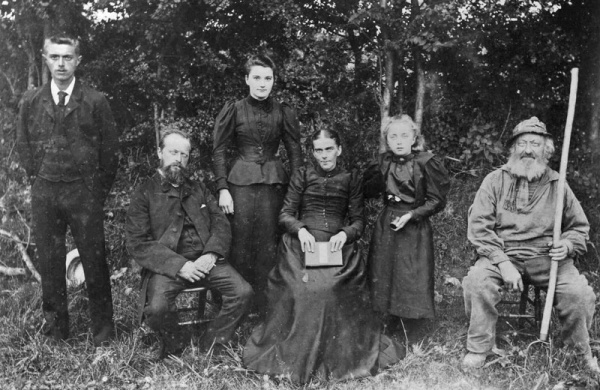 The de Gruchy family at Greenfield (Tr), on completion of the new wing, 1890. Jean de Gruchy (1816-1895) refused to change out of his working clothes (Edward de Gruchy of Greenfield)