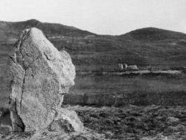 Blanches Banques menhir, photographed by Emile Guiton in 1923
