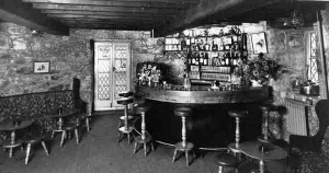 St Peter's Windmill was turned into an inn in the second half of the 20th century and was rebuilt late in the 1990s with sails added to the mill again. This is the original bar.