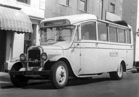 Red Lion Tours early coach