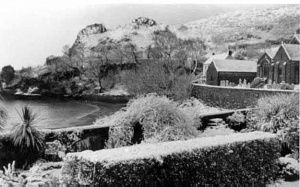 Snow covers the bay, photographed by Claude Cahun