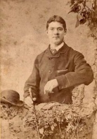 Edouard Eugene Langlois (1862-1931), son of Jean Hyacinthe. He changed his name to Edward Langly after emigrating to the USA