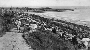 Crowds on Westmount in 1902 watching the first Battle of Flowers on Victoria Avenue below. The postcard has the number 1892 on the front, which has been confused for a date, but is actually the serial number of the card, published by J Welch and Sons