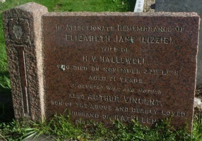 Hallewell - Mont a l’Abbe cemetery