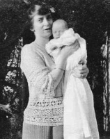 Dorothy Henderson, nee Hooley, with baby daughter Jane