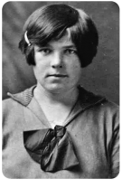 Lizzie Rosalie Francoise Moisan, born in St Peter in 1908, and living at Portelet Farm, St Brelade in 1927. She married Reginald Charles Hotton