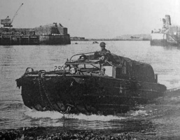 Liberators landing at La Folie ...