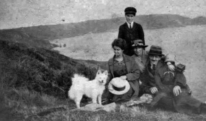 Le Quesne family in 1920