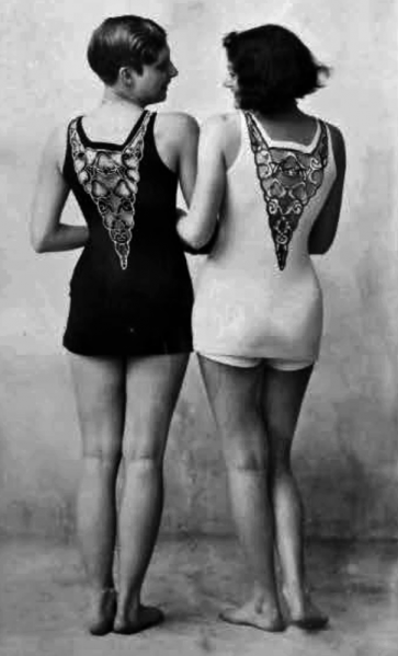 File:H25JSC1930Album09FashionNMacreadyEKent.png