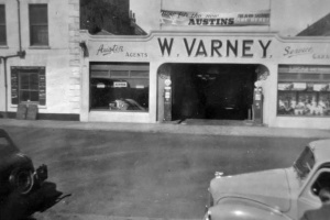 Varney's Garage, Esplanade