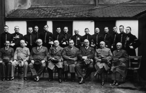 Police first aiders and officials in 1940