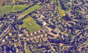 Heathfield and Little Field playing fields are next to De La Salle College and Beaulieu Convent